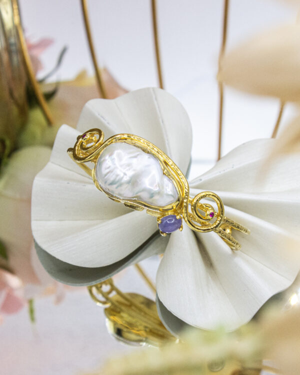 Golden Swirl & Baroque Pearl Cuff – Turkish 925 Silver Bracelet